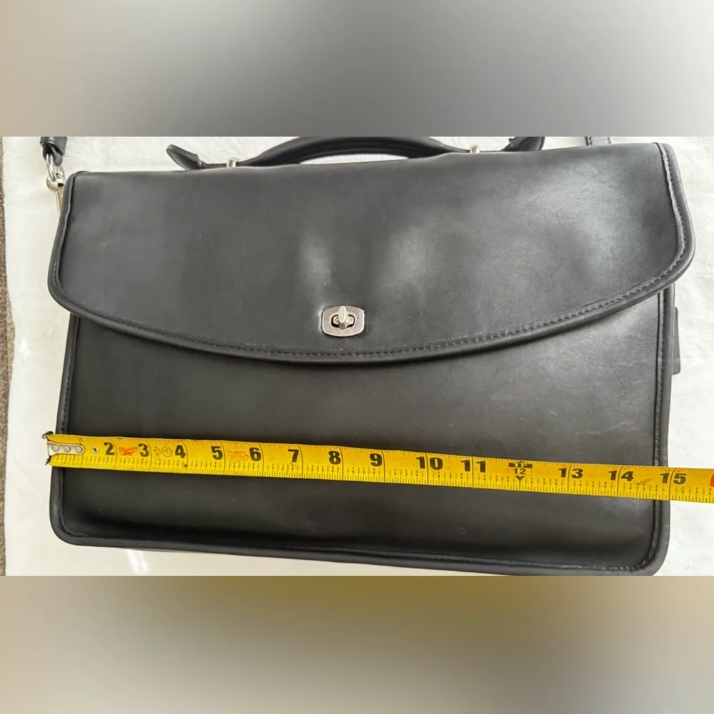 COACH Vintage Lexington Black Smooth Leather Briefcase Crossbody Bag